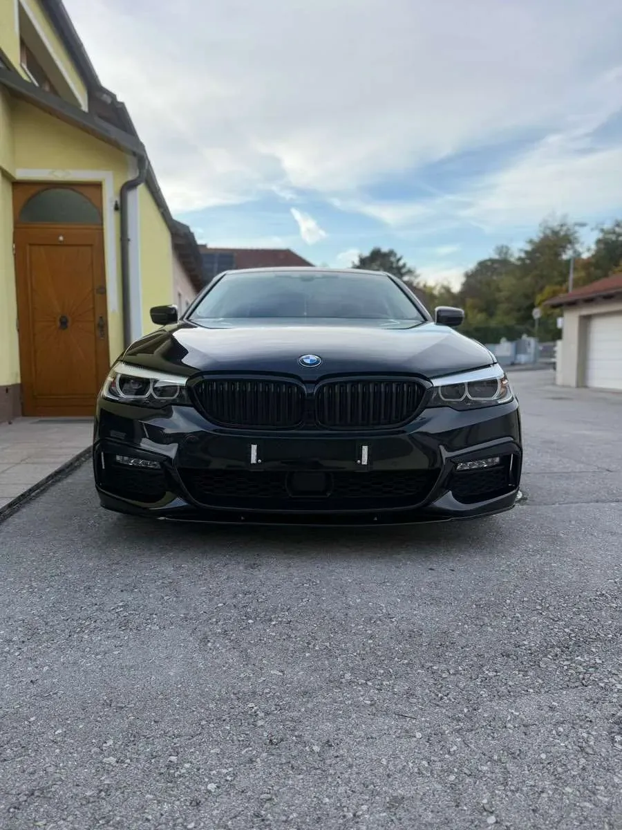 BMW 5 Series 2017 photo 2