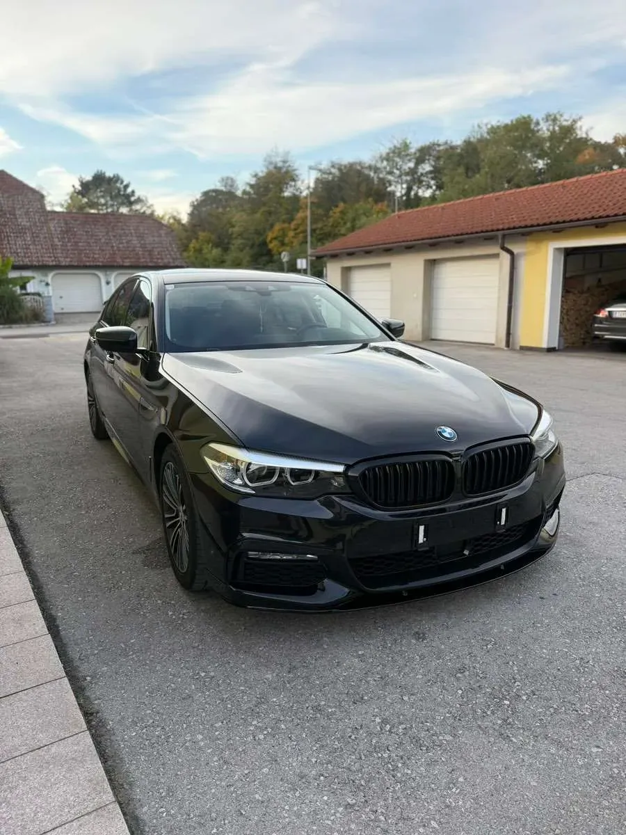 BMW 5 Series 2017 photo 3