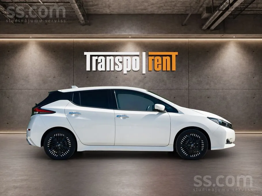 Nissan Leaf 2023 photo 4