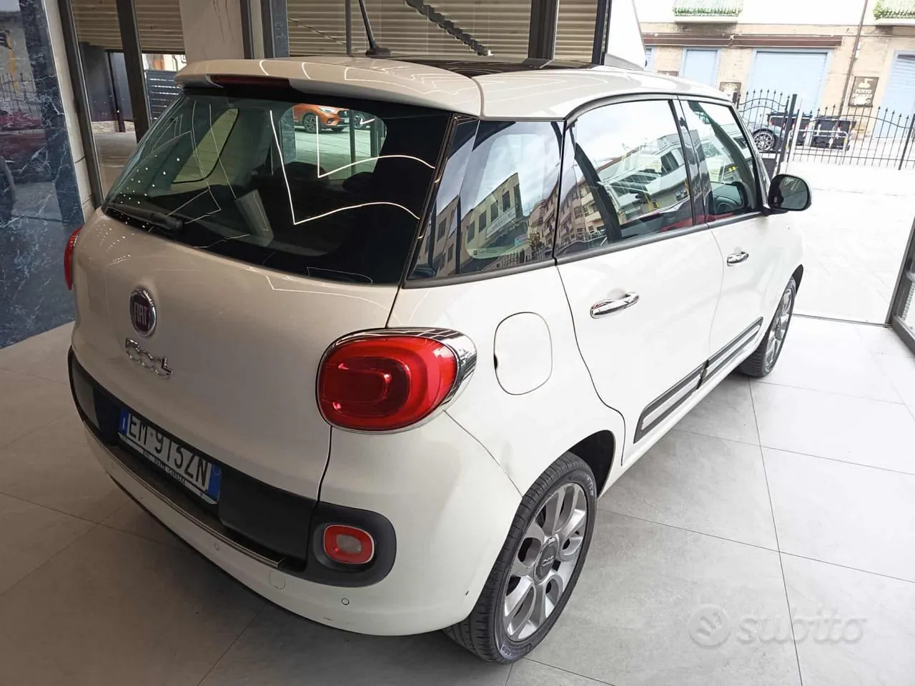 Fiat 500L 2013 photo 4