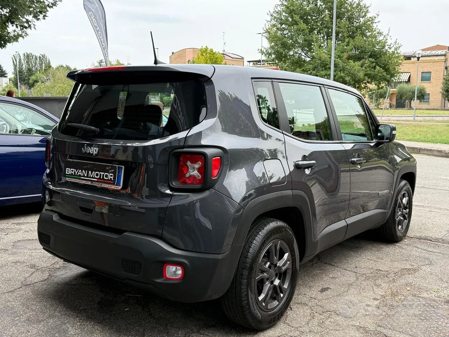 Jeep Renegade 2023 photo 5