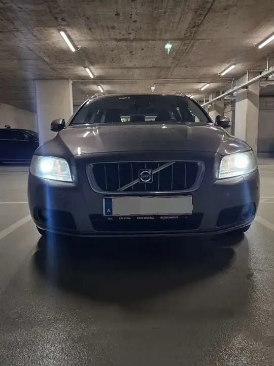 Volvo V70 2008 photo 3