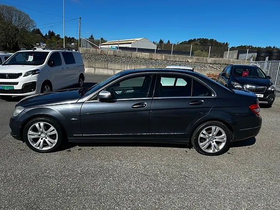 Mercedes-Benz Andre 2008 photo 2