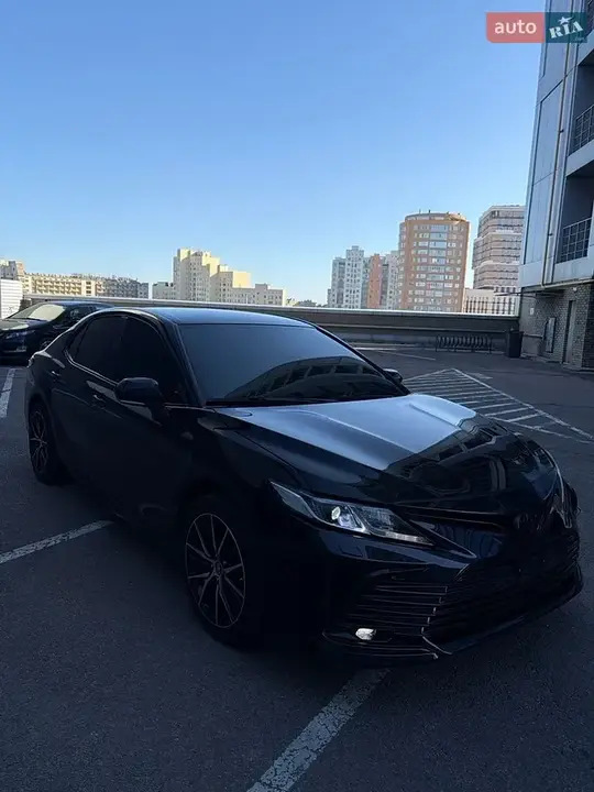 Toyota Camry 2022 photo 4
