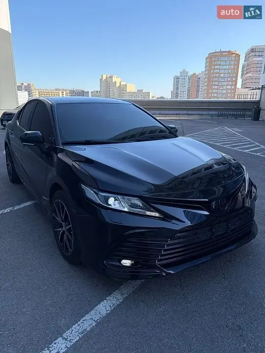 Toyota Camry 2022 photo 2