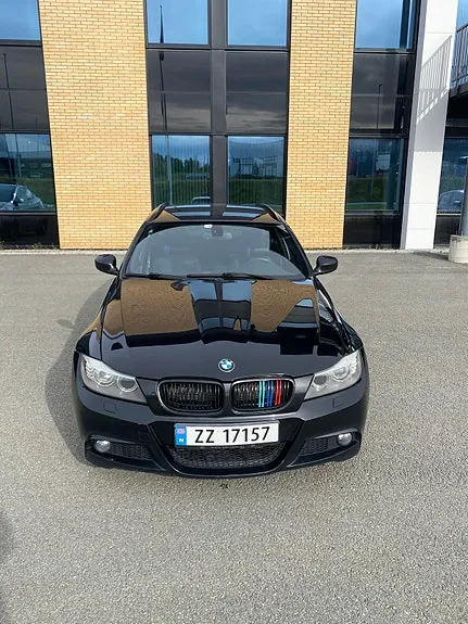 BMW 318D 2012 photo 4