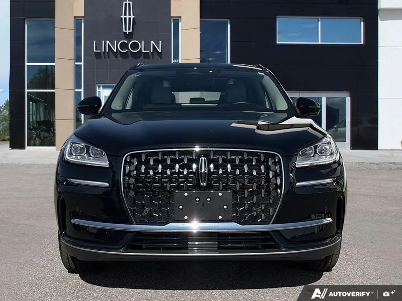 Lincoln Corsair 2026 photo 2
