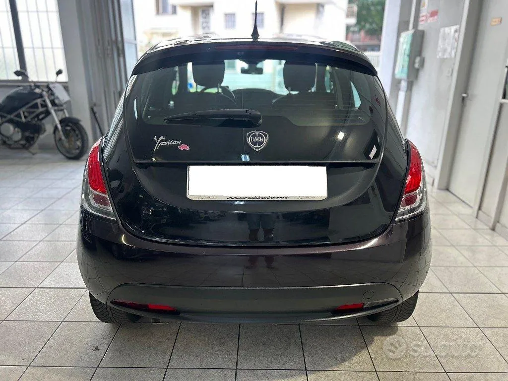 Lancia Ypsilon 2013 photo 5