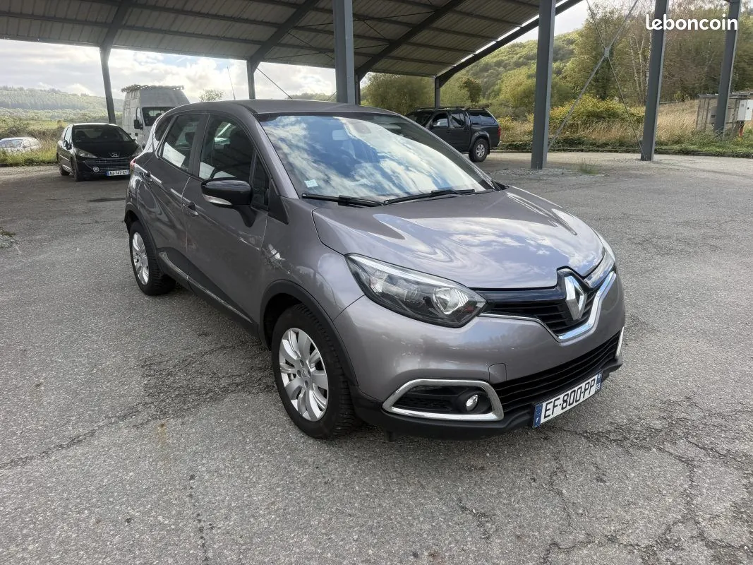 Renault Captur 2016 photo 2