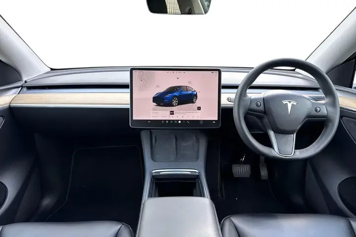 Tesla Model Y 2022 photo 3