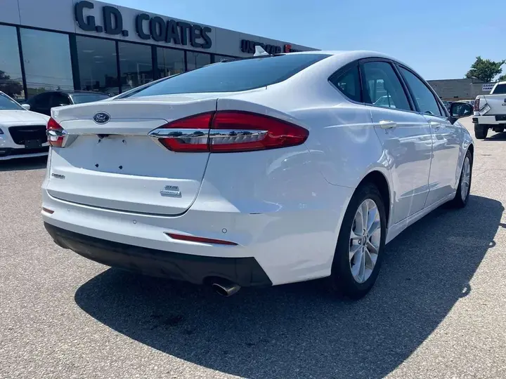Ford Fusion 2020 photo 4