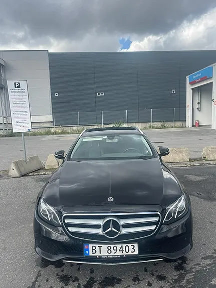Mercedes-Benz E220 D