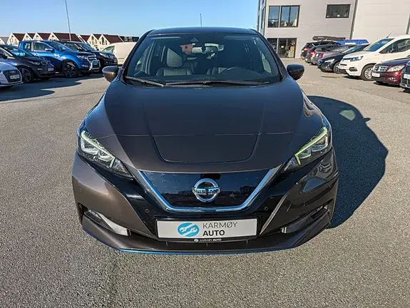 Nissan Leaf 2020 photo 2