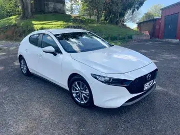 Mazda 3 2022 photo 2
