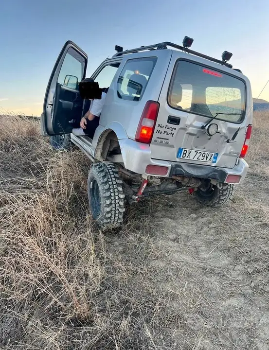 Suzuki Jimny 2001 photo 4