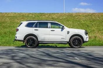 Ford Everest 2024 photo 3