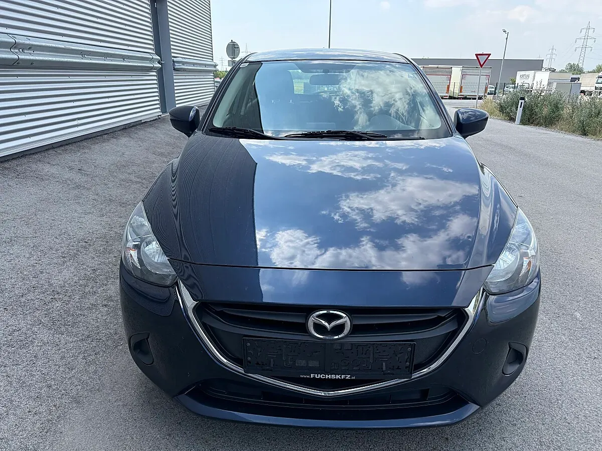 Mazda Mazda2 2015 photo 3