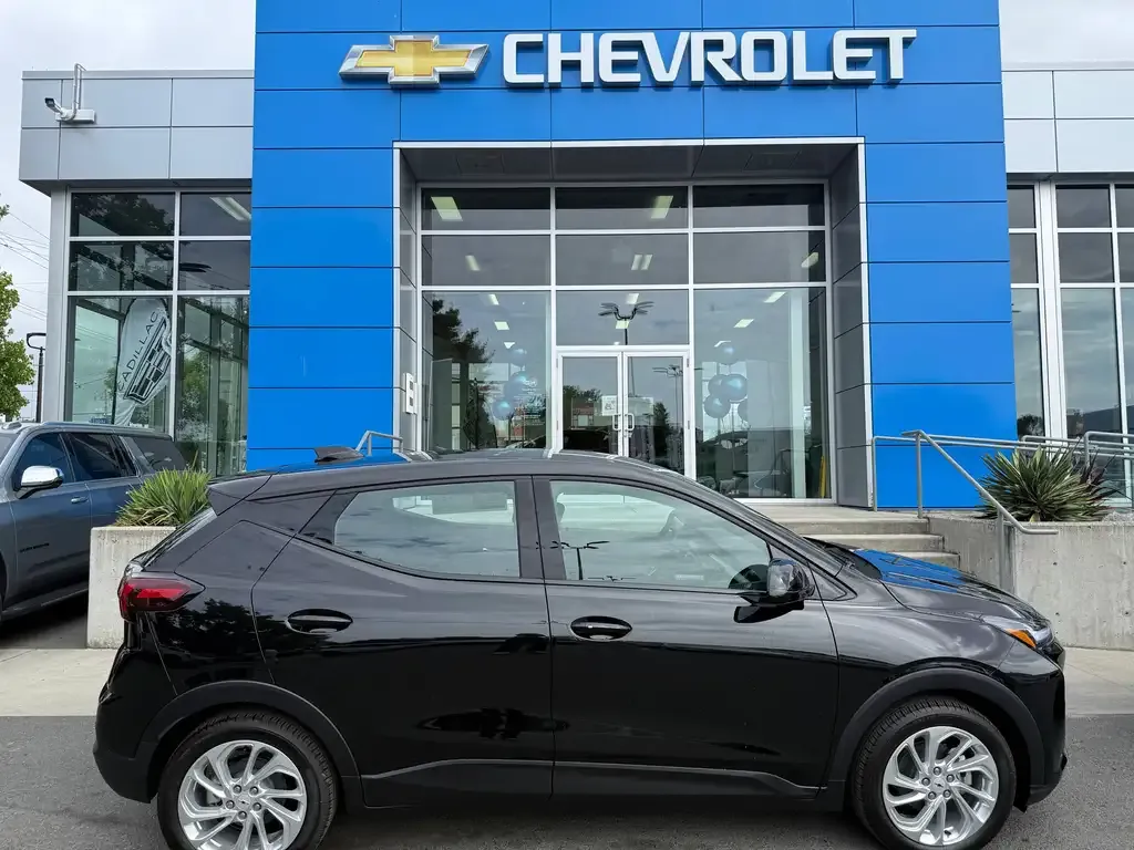 Chevrolet Bolt 2027 photo 3