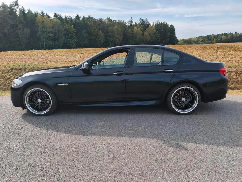 BMW 530I