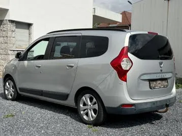 Dacia Lodgy 2012 photo 3