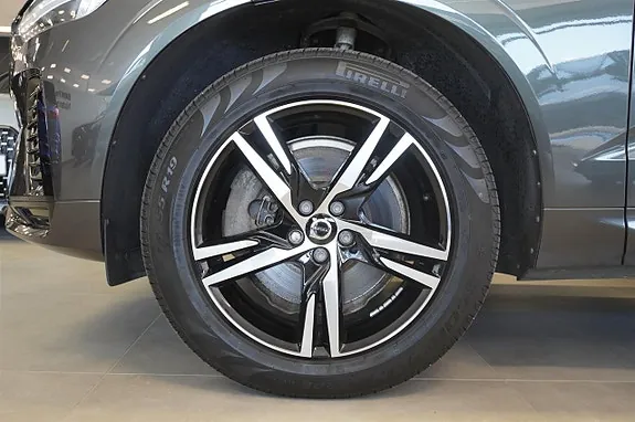 Volvo Xc60 2021 photo 2