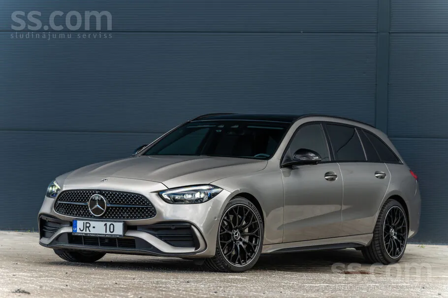 Mercedes-Benz C220 2023 photo 2