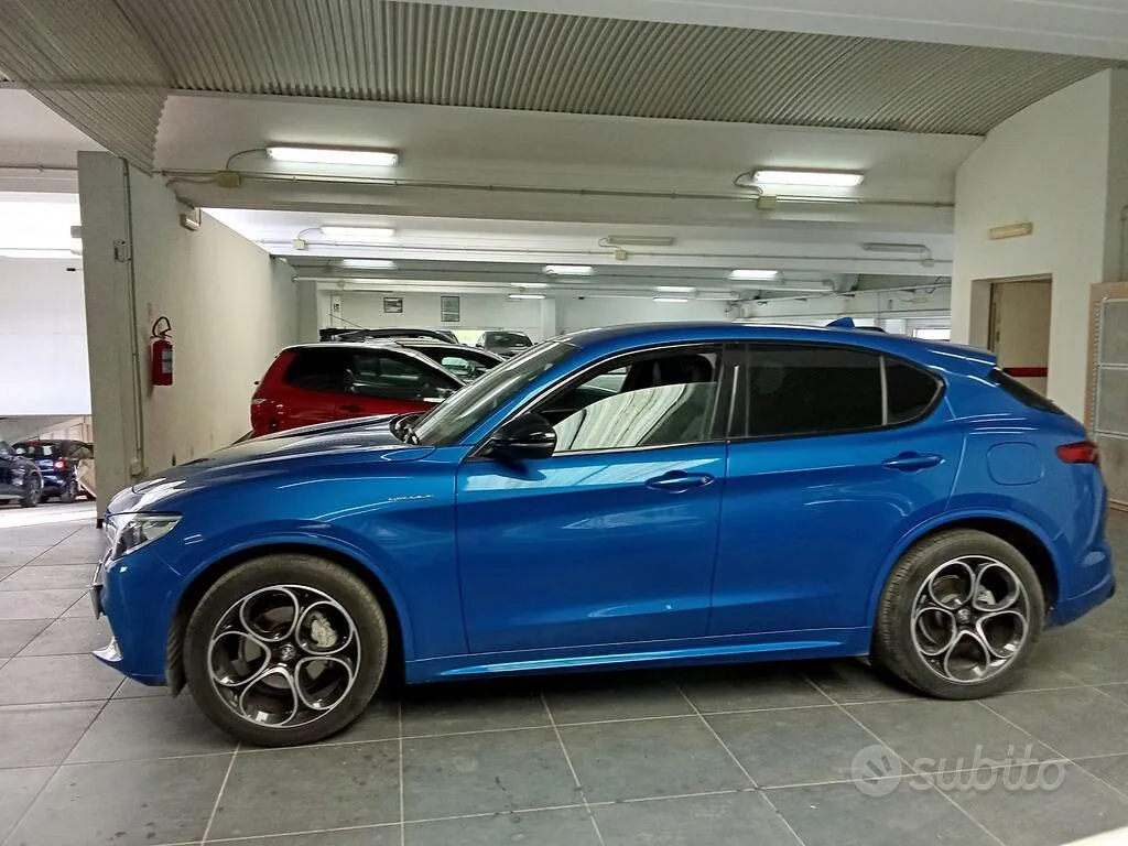 Alfa Romeo Stelvio 2022 photo 4