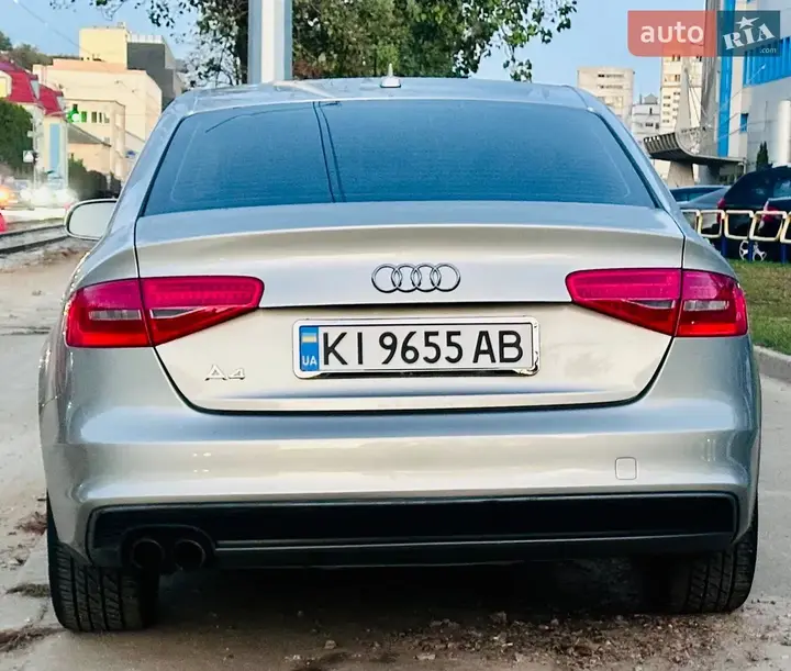 Audi A4 2015 photo 5