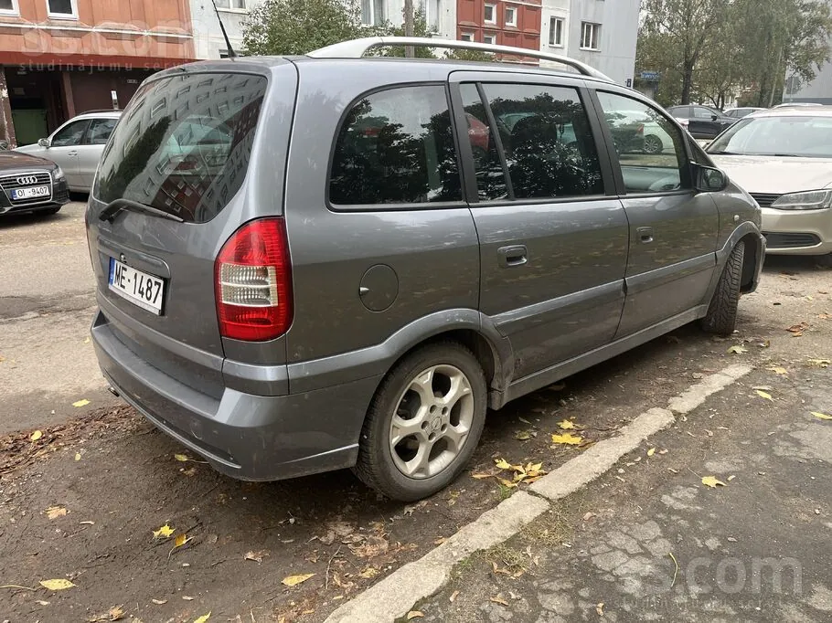 Opel Zafira 2004 photo 4