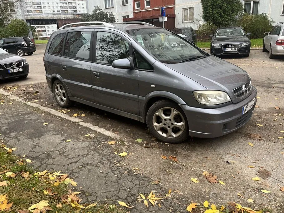 Opel Zafira 2004 photo 3