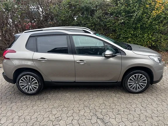 Peugeot 2008 2017 photo 5