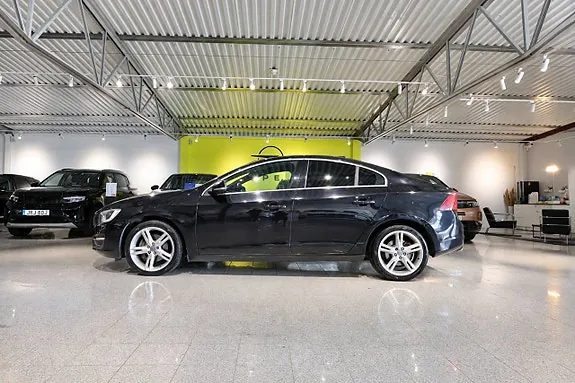 Volvo S60 2015 photo 5