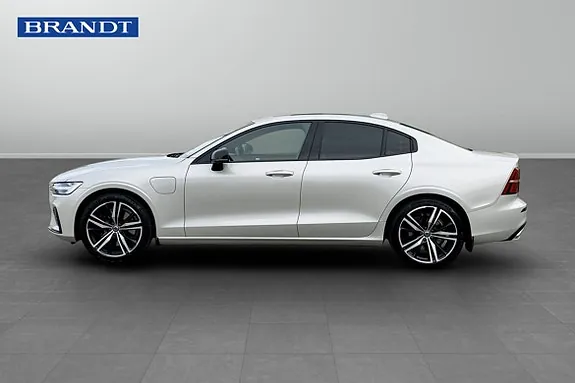 Volvo S60 2021 photo 3