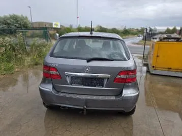 Mercedes-Benz B200 Cdi 2011 photo 2