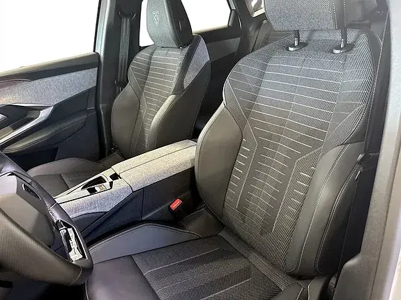 Peugeot 3008 2025 photo 5