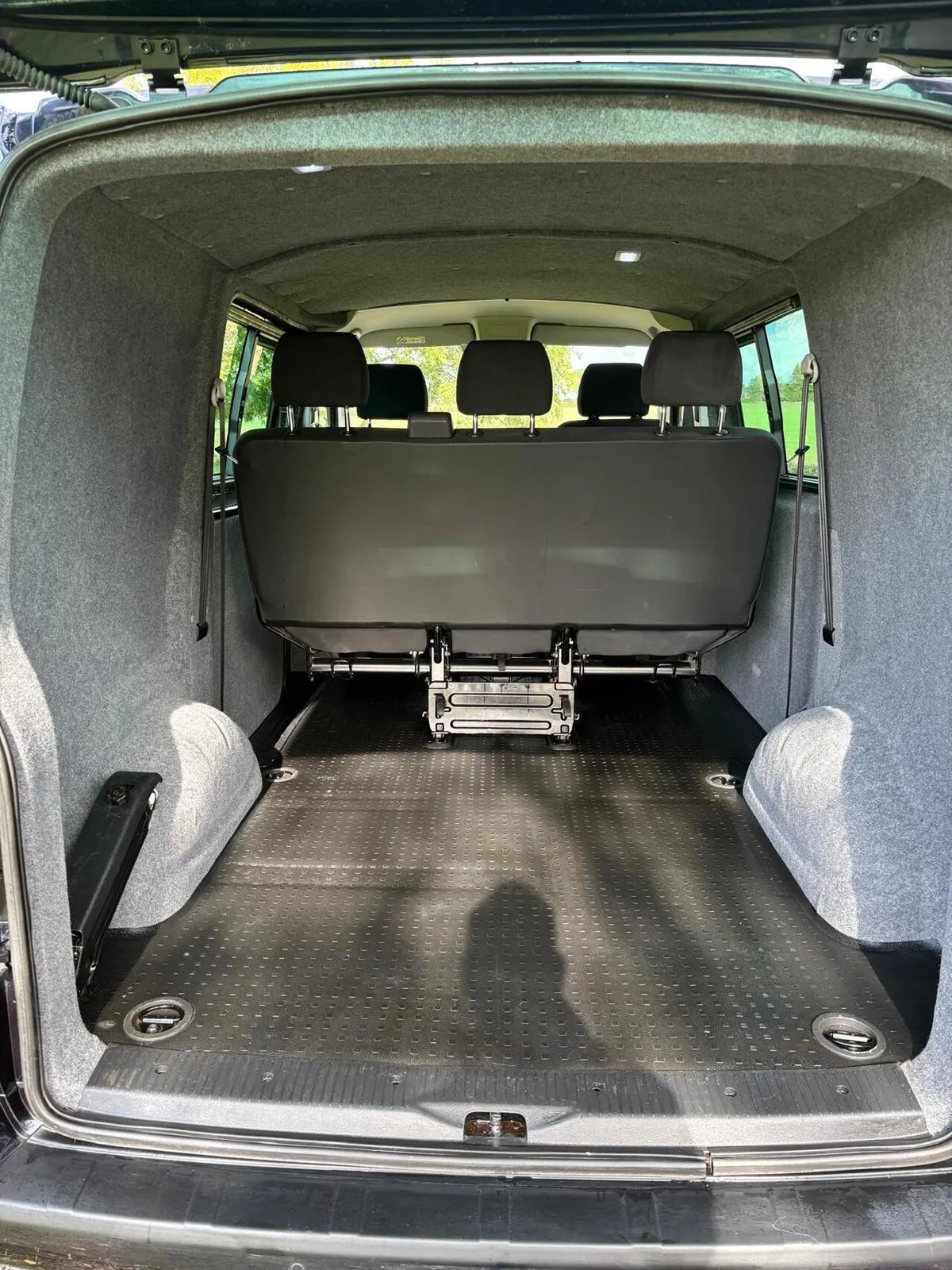Volkswagen Transporter 2021 photo 4