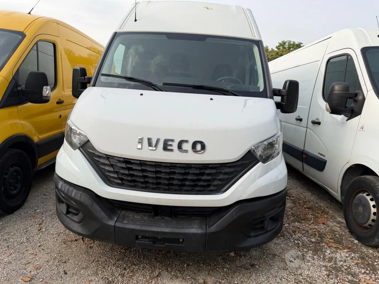 Iveco Daily 2020 photo 2