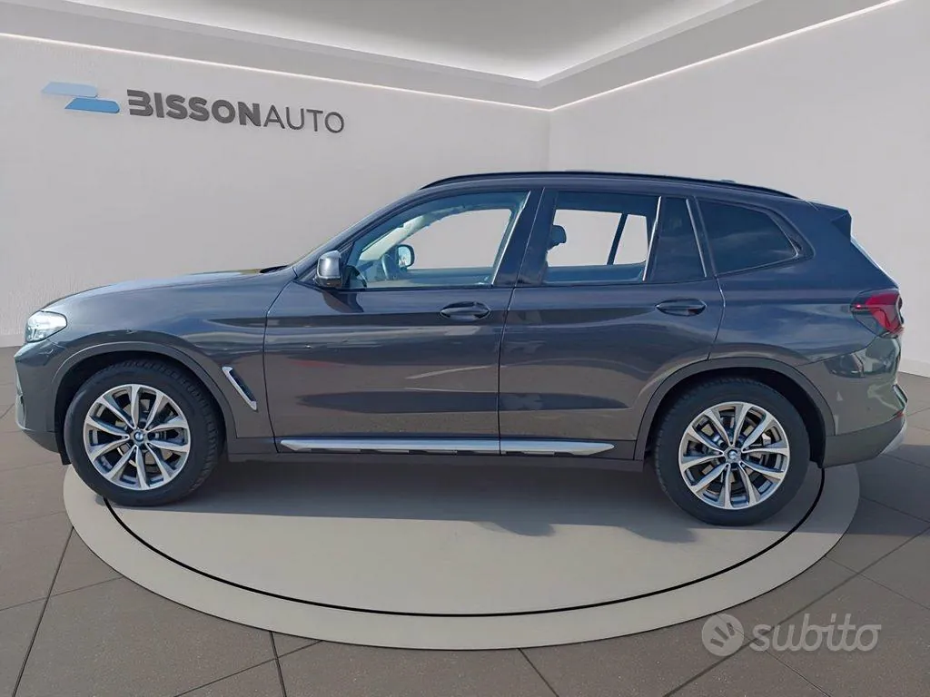 BMW X3 2022 photo 2