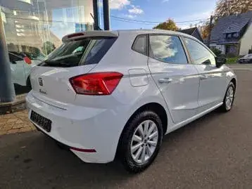 Seat Ibiza 2024 photo 3