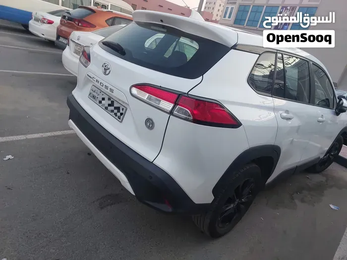 Toyota Corolla Cross 2022 photo 3