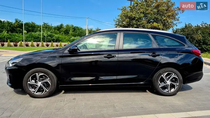 Hyundai I30 2022 photo 2