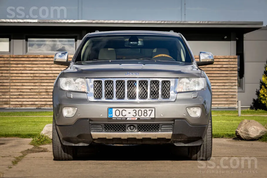 Jeep Grand Cherokee 2012 photo 3