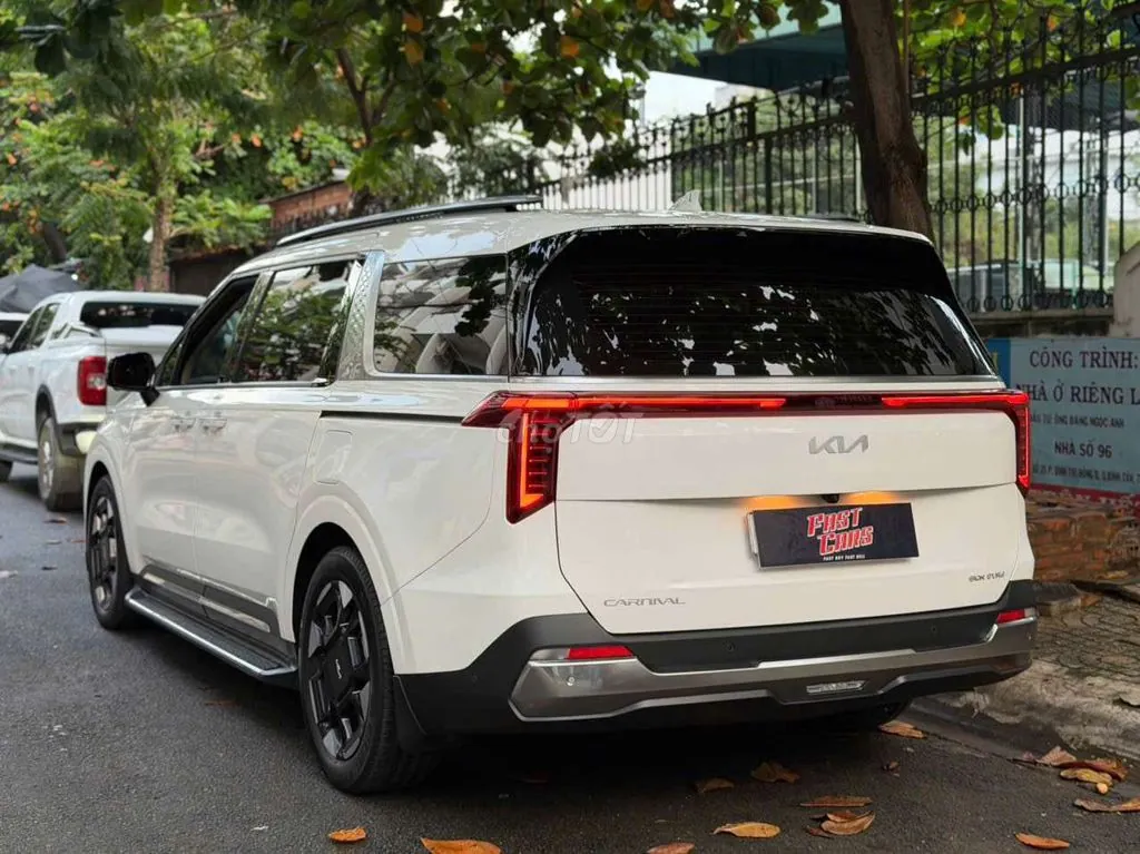 Kia Carnival 2024 photo 4