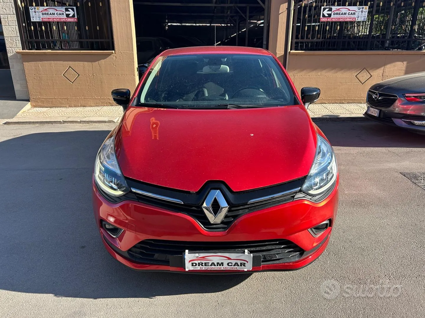 Renault Clio 2019 photo 2