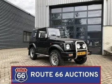 Suzuki Samurai