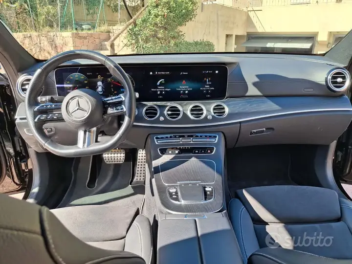 Mercedes-Benz E 300 2023 photo 4