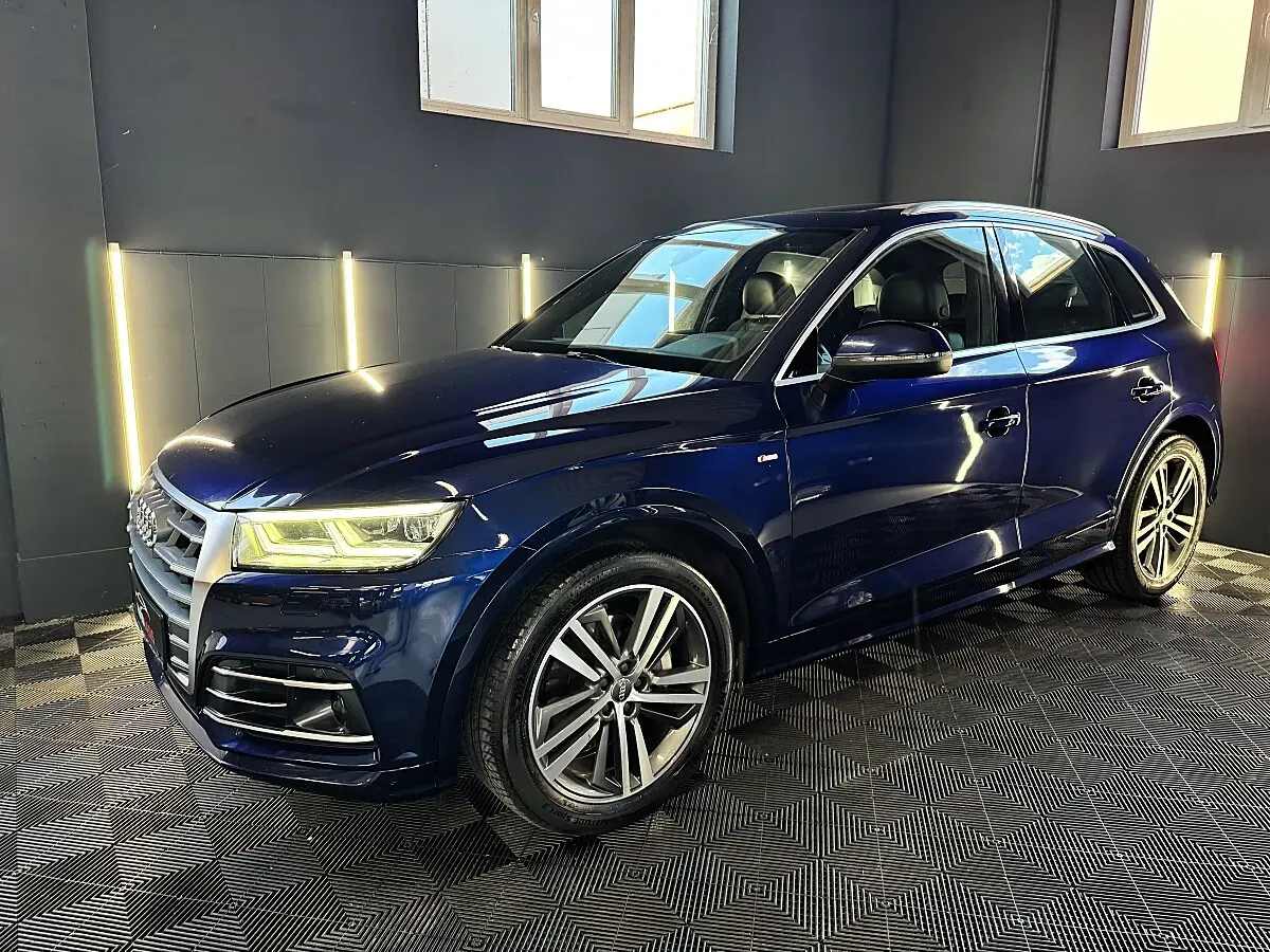 Audi Q5 2017 photo 2