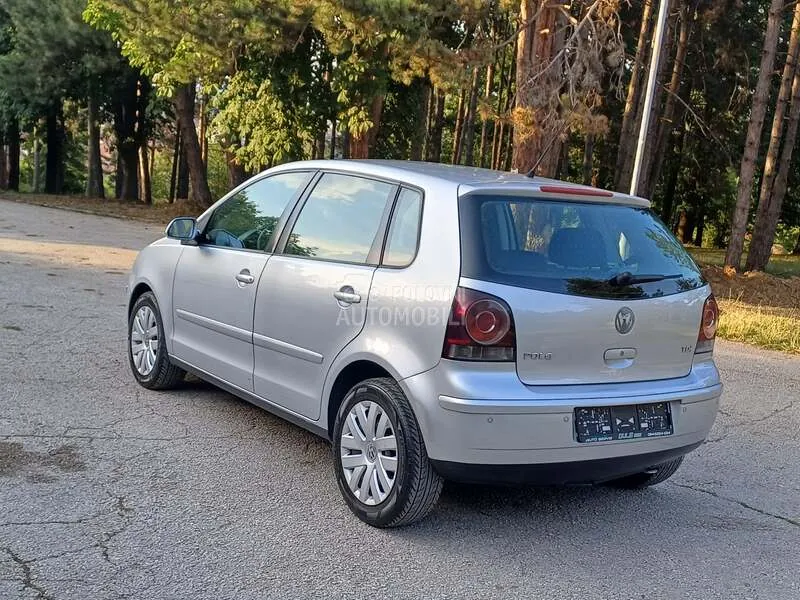 Volkswagen Polo 2006 photo 2