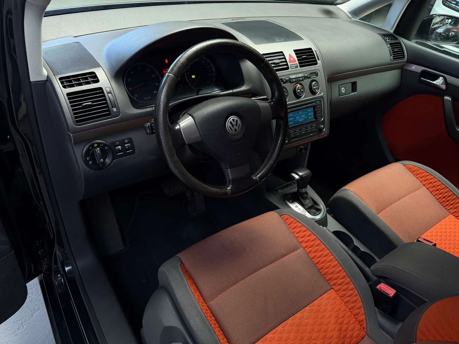 Volkswagen Cross Touran 2007 photo 3