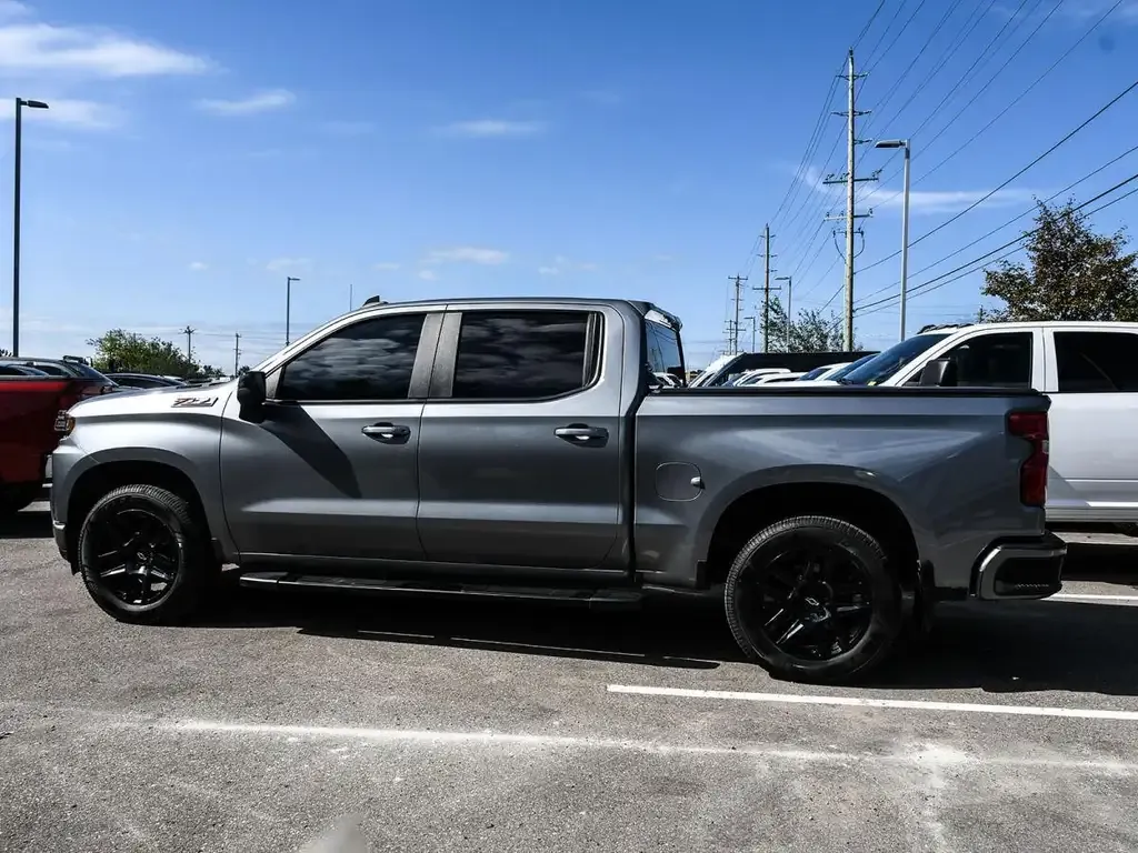Chevrolet Silverado 2021 photo 3